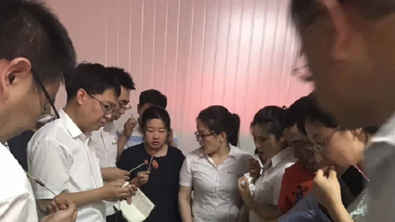 特斯特參加肉雞產(chǎn)業(yè)聯(lián)盟推薦會