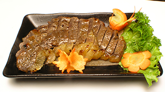 如何利用復(fù)合調(diào)味料做出美味多汁的烤牛肉