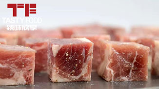 重組牛肉粒顆顆飽滿滿嘴留香！