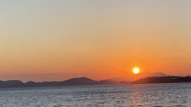 青島特斯特宣傳片正在緊鑼密鼓地拍攝當(dāng)中