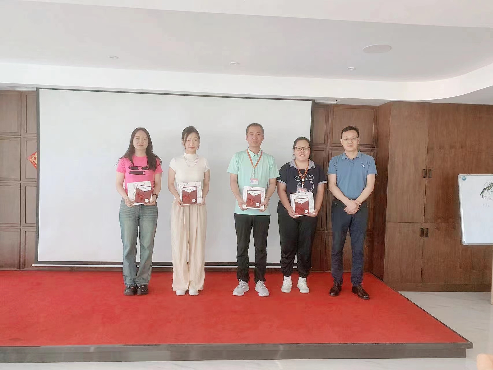 2023特斯特員工積分獎(jiǎng)勵(lì)頒發(fā)&第二季度員工生日會(huì)